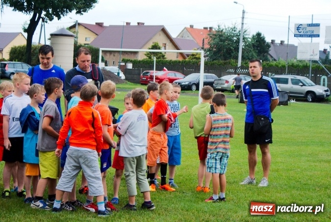 Zdjęcie w galerii na portalu naszraciborz.pl: Tworków Cup 2016: Ulewny deszcz utrudniał tworkowski turniej. Raciborska Unia na podium wiadomości z regionu