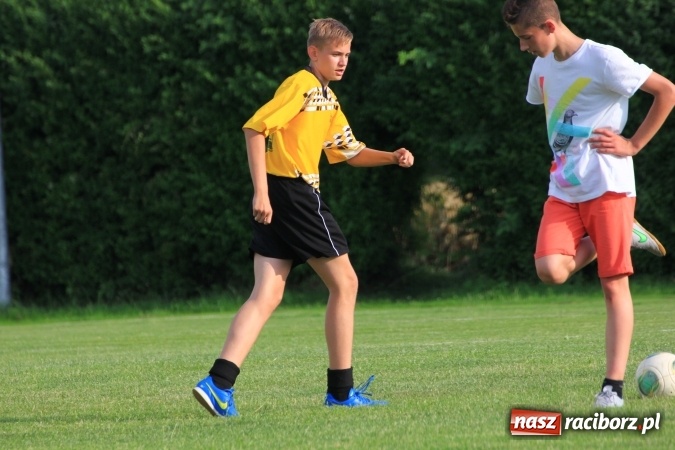 Zdjęcie w galerii na portalu naszraciborz.pl: Deszczowy festyn rodzinny w Kornowacu wiadomości z regionu