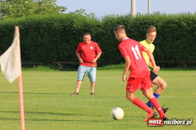 Zdjęcie w galerii na portalu naszraciborz.pl: Deszczowy festyn rodzinny w Kornowacu wiadomości z regionu