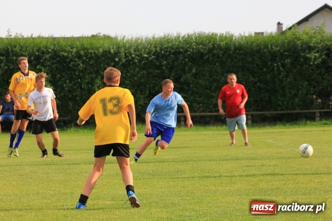 Zdjęcie w galerii na portalu naszraciborz.pl: Deszczowy festyn rodzinny w Kornowacu wiadomości z regionu