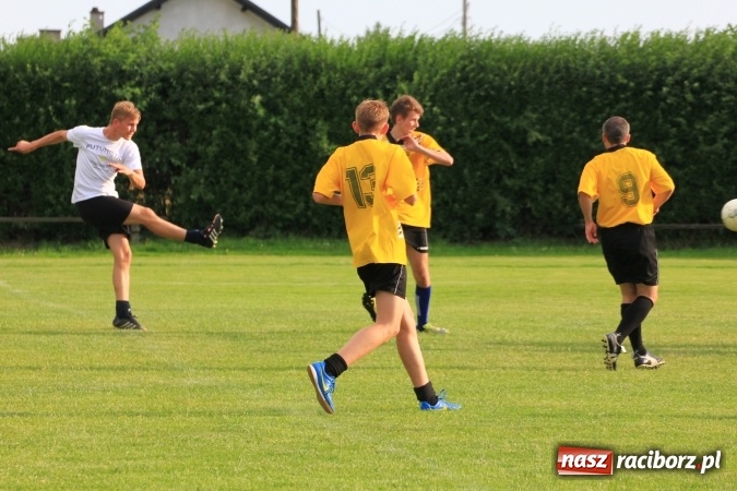 Zdjęcie w galerii na portalu naszraciborz.pl: Deszczowy festyn rodzinny w Kornowacu wiadomości z regionu