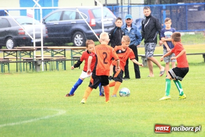 Zdjęcie w galerii na portalu naszraciborz.pl: Deszczowy festyn rodzinny w Kornowacu wiadomości z regionu