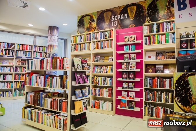Zdjęcie w galerii na portalu naszraciborz.pl: Bookszpan – moda na książkę coraz większa! wiadomości z regionu