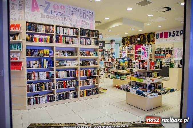 Zdjęcie w galerii na portalu naszraciborz.pl: Bookszpan – moda na książkę coraz większa! wiadomości z regionu