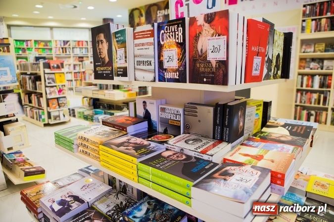 Zdjęcie w galerii na portalu naszraciborz.pl: Bookszpan – moda na książkę coraz większa! wiadomości z regionu