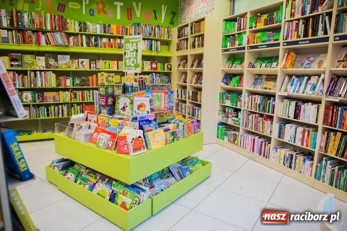 Zdjęcie w galerii na portalu naszraciborz.pl: Bookszpan – moda na książkę coraz większa! wiadomości z regionu