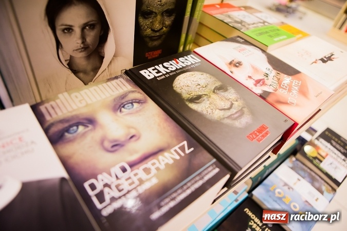 Zdjęcie w galerii na portalu naszraciborz.pl: Bookszpan – moda na książkę coraz większa! wiadomości z regionu