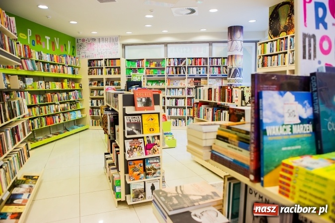 Zdjęcie w galerii na portalu naszraciborz.pl: Bookszpan – moda na książkę coraz większa! wiadomości z regionu