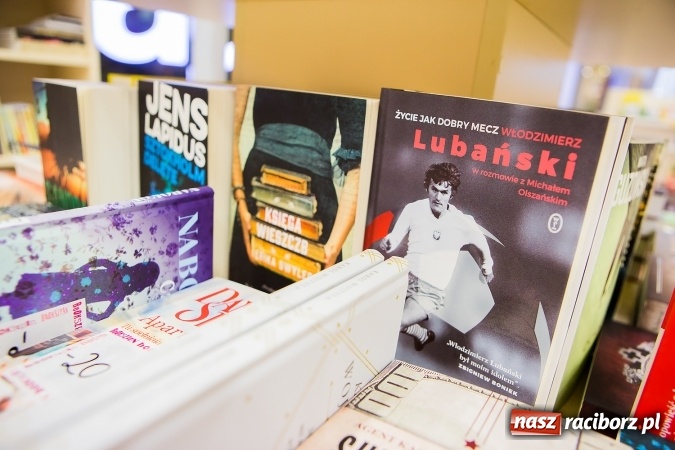 Zdjęcie w galerii na portalu naszraciborz.pl: Bookszpan – moda na książkę coraz większa! wiadomości z regionu