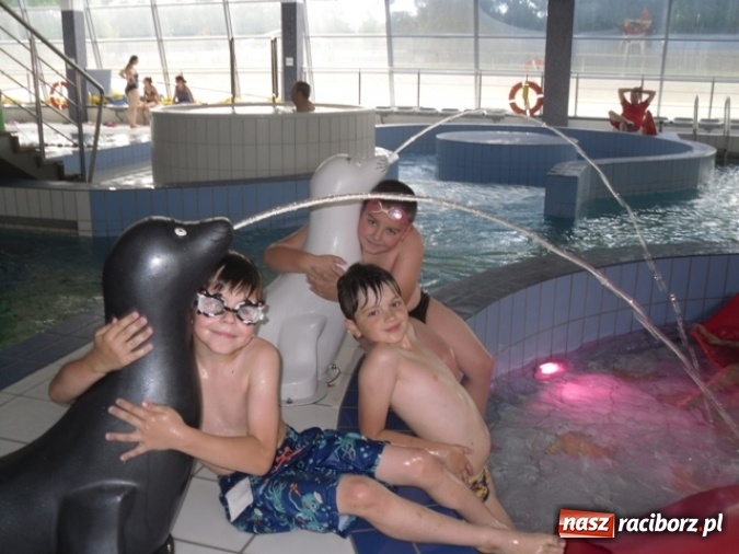 Zdjęcie w galerii na portalu naszraciborz.pl: Już pływam! Nauka pływania dla uczniów szkoły w Kuźni Raciborskiej  wiadomości z regionu