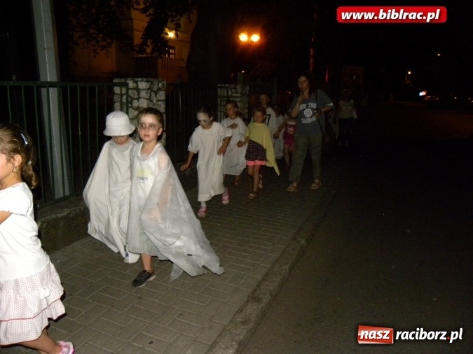 Zdjęcie w galerii na portalu naszraciborz.pl: Nocka Duchów w bibliotece  wiadomości z regionu