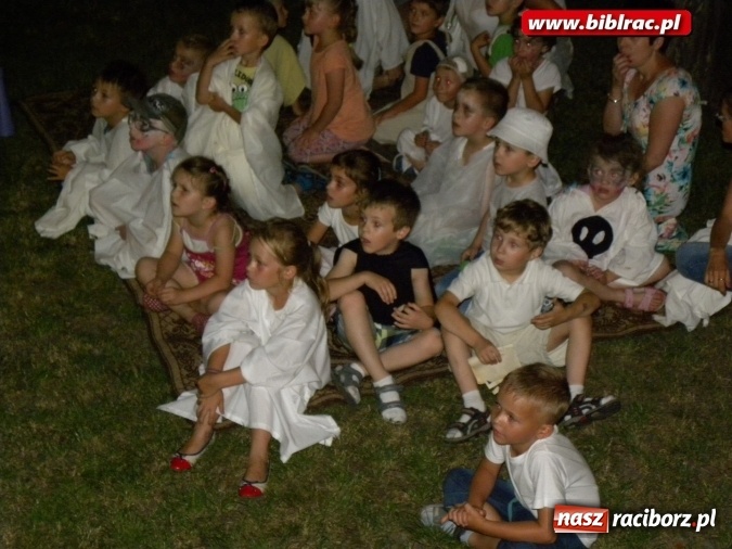 Zdjęcie w galerii na portalu naszraciborz.pl: Nocka Duchów w bibliotece  wiadomości z regionu