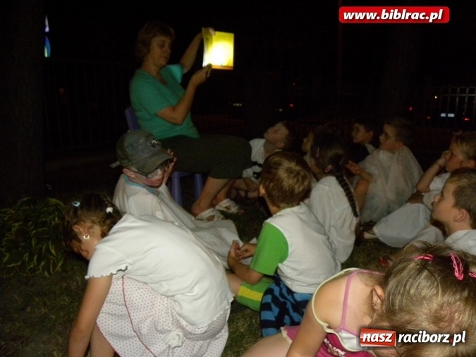Zdjęcie w galerii na portalu naszraciborz.pl: Nocka Duchów w bibliotece  wiadomości z regionu