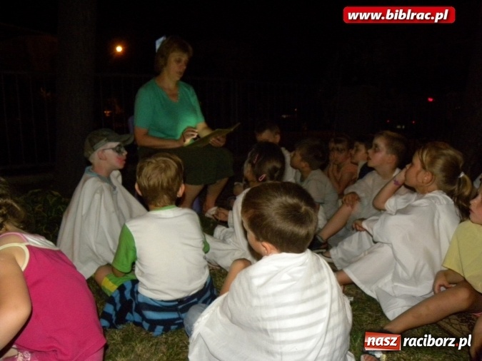 Zdjęcie w galerii na portalu naszraciborz.pl: Nocka Duchów w bibliotece  wiadomości z regionu