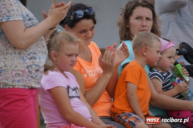 Zdjęcie w galerii na portalu naszraciborz.pl: W Szymocicach przywitali lato piknikiem  wiadomości z regionu