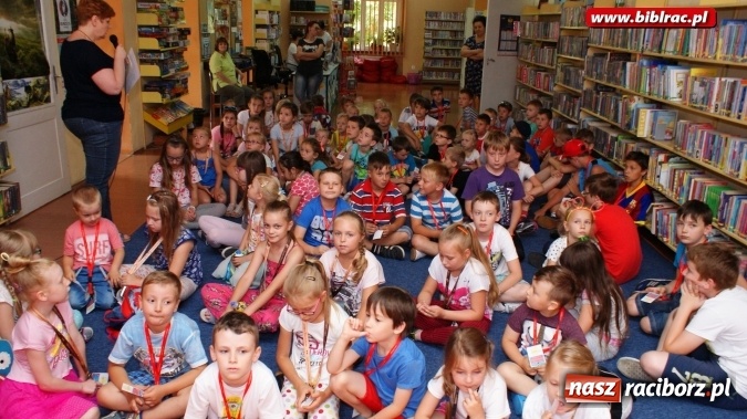Zdjęcie w galerii na portalu naszraciborz.pl: Pierwszy gwizdek na Lecie z biblioteką  wiadomości z regionu