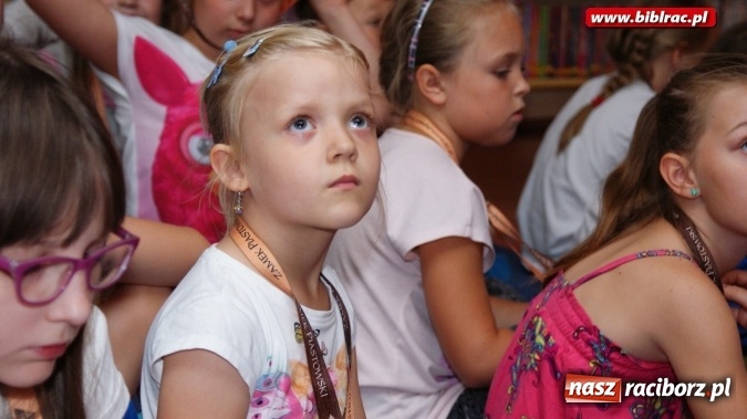 Zdjęcie w galerii na portalu naszraciborz.pl: Pierwszy gwizdek na Lecie z biblioteką  wiadomości z regionu