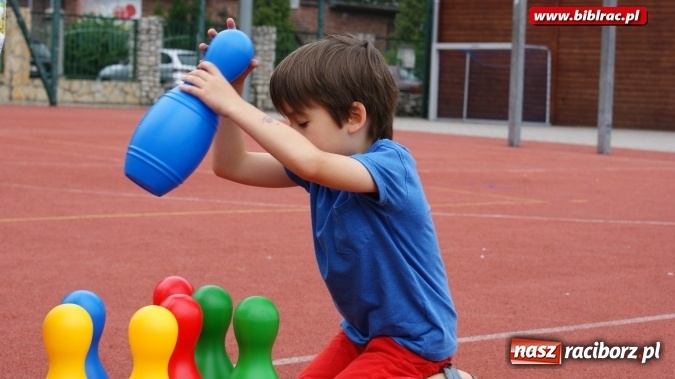 Zdjęcie w galerii na portalu naszraciborz.pl: Pierwszy gwizdek na Lecie z biblioteką  wiadomości z regionu