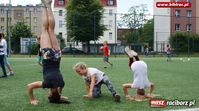 Zdjęcie w galerii na portalu naszraciborz.pl: Pierwszy gwizdek na Lecie z biblioteką  wiadomości z regionu