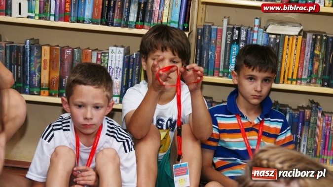 Zdjęcie w galerii na portalu naszraciborz.pl: Pierwszy gwizdek na Lecie z biblioteką  wiadomości z regionu