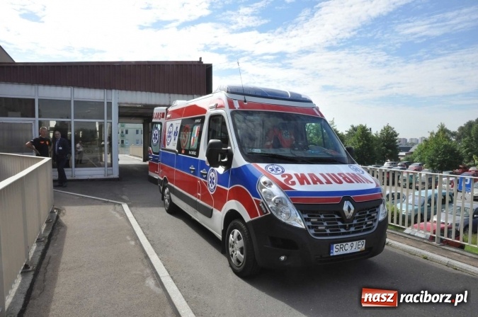 Zdjęcie w galerii na portalu naszraciborz.pl: Raciborskie pogotowie ma nową karetkę FOTO wiadomości z regionu