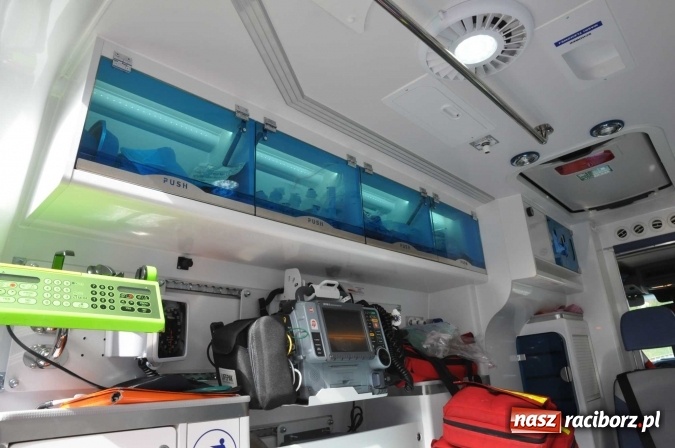 Zdjęcie w galerii na portalu naszraciborz.pl: Raciborskie pogotowie ma nową karetkę FOTO wiadomości z regionu