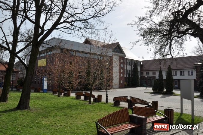 Zdjęcie w galerii na portalu naszraciborz.pl: Jak zwiększyć swoje szanse na rynku pracy? Mamy na to sposób! wiadomości z regionu