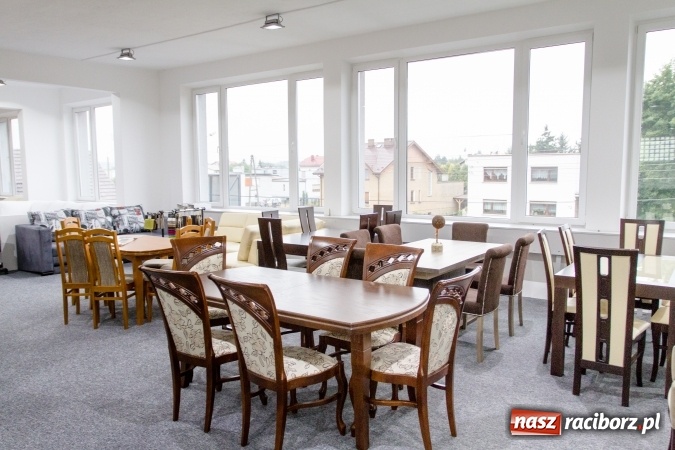 Zdjęcie w galerii na portalu naszraciborz.pl: BART-MEB  - meble z Kalwarii Zebrzydowskiej– jakość, charakter i funkcjonalność. Zapraszamy na otwarcie nowego punktu! wiadomości z regionu