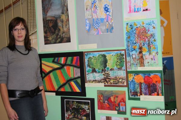 Zdjęcie w galerii na portalu naszraciborz.pl: Barwna jesień w MDK wiadomości z regionu