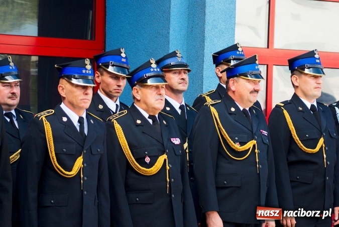 Zdjęcie w galerii na portalu naszraciborz.pl: Komendant Jan Krolik przeszedł na emeryturę wiadomości z regionu