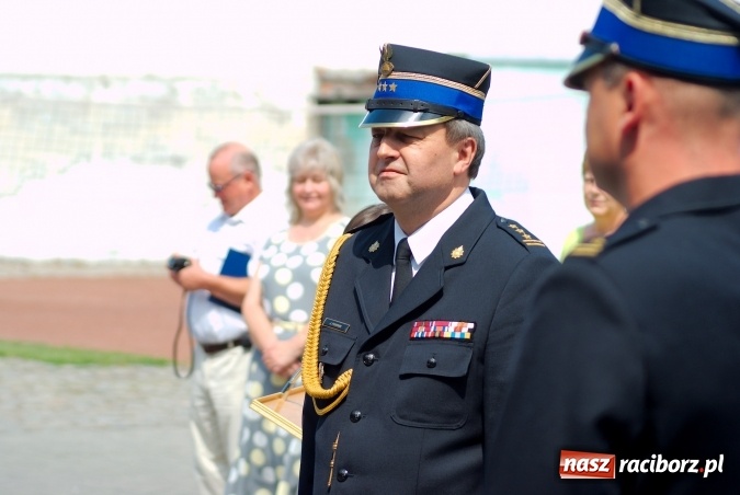 Zdjęcie w galerii na portalu naszraciborz.pl: Komendant Jan Krolik przeszedł na emeryturę wiadomości z regionu