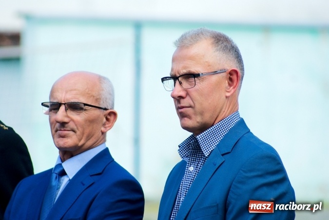 Zdjęcie w galerii na portalu naszraciborz.pl: Komendant Jan Krolik przeszedł na emeryturę wiadomości z regionu