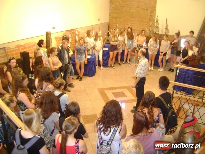 Zdjęcie w galerii na portalu naszraciborz.pl: Niemieccy przyjaciele w II LO - wymiana polsko-niemiecka  wiadomości z regionu