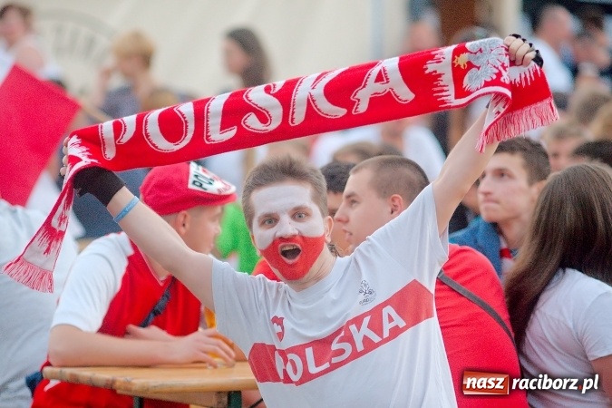 Zdjęcie w galerii na portalu naszraciborz.pl: Radość i łzy w ogródku Braxtonu  wiadomości z regionu