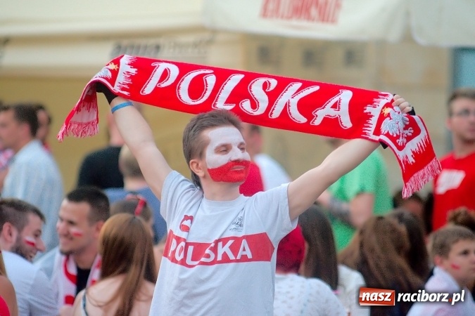 Zdjęcie w galerii na portalu naszraciborz.pl: Radość i łzy w ogródku Braxtonu  wiadomości z regionu