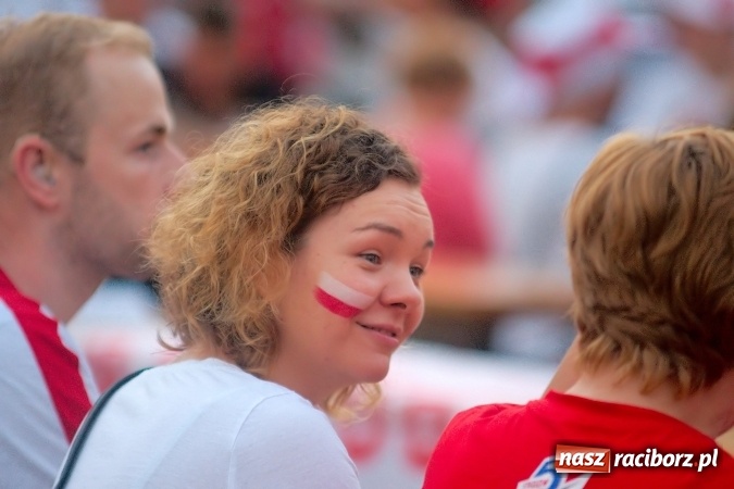 Zdjęcie w galerii na portalu naszraciborz.pl: Radość i łzy w ogródku Braxtonu  wiadomości z regionu