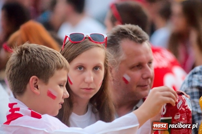 Zdjęcie w galerii na portalu naszraciborz.pl: Radość i łzy w ogródku Braxtonu  wiadomości z regionu