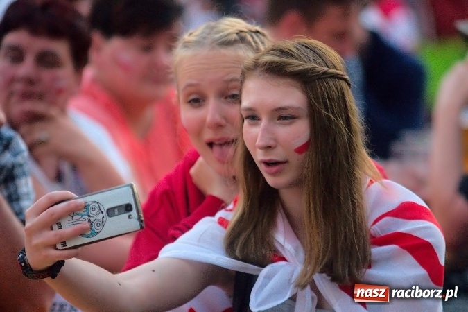 Zdjęcie w galerii na portalu naszraciborz.pl: Radość i łzy w ogródku Braxtonu  wiadomości z regionu