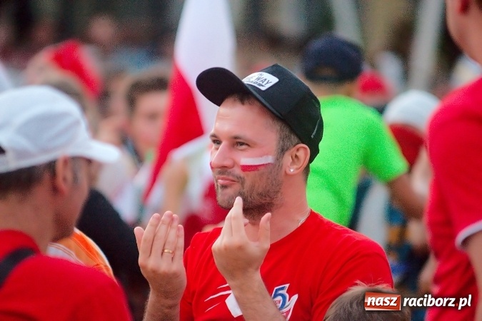 Zdjęcie w galerii na portalu naszraciborz.pl: Radość i łzy w ogródku Braxtonu  wiadomości z regionu