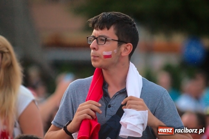 Zdjęcie w galerii na portalu naszraciborz.pl: Radość i łzy w ogródku Braxtonu  wiadomości z regionu