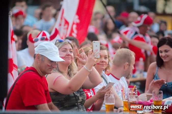 Zdjęcie w galerii na portalu naszraciborz.pl: Radość i łzy w ogródku Braxtonu  wiadomości z regionu
