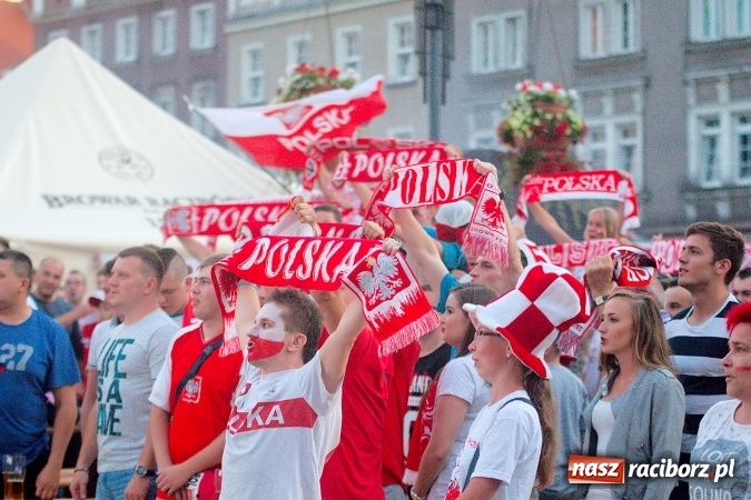 Zdjęcie w galerii na portalu naszraciborz.pl: Radość i łzy w ogródku Braxtonu  wiadomości z regionu