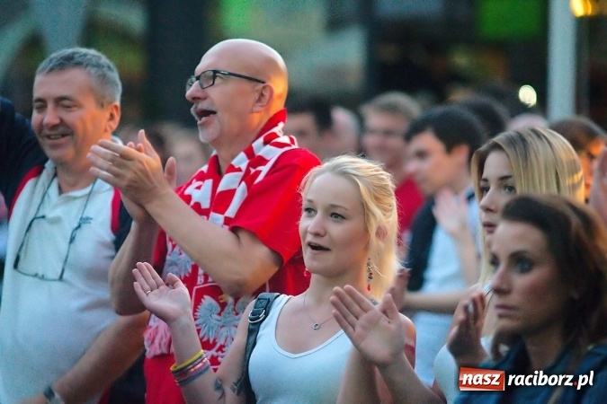 Zdjęcie w galerii na portalu naszraciborz.pl: Radość i łzy w ogródku Braxtonu  wiadomości z regionu