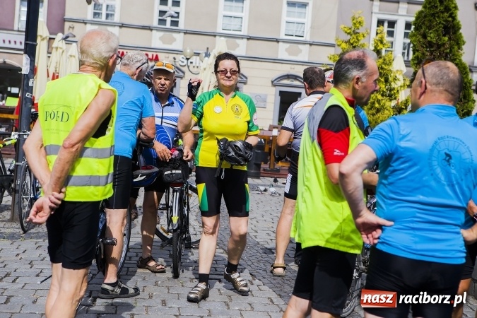 Zdjęcie w galerii na portalu naszraciborz.pl: Tegoroczny Raciborski Rajd Rowerowy Środowisk Trzeźwościowych Dookoła Polski wyruszył wiadomości z regionu
