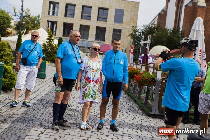 Zdjęcie w galerii na portalu naszraciborz.pl: Tegoroczny Raciborski Rajd Rowerowy Środowisk Trzeźwościowych Dookoła Polski wyruszył wiadomości z regionu