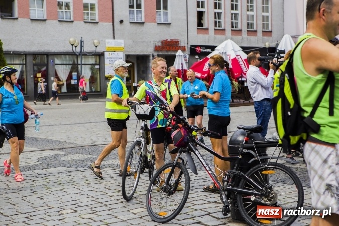 Zdjęcie w galerii na portalu naszraciborz.pl: Tegoroczny Raciborski Rajd Rowerowy Środowisk Trzeźwościowych Dookoła Polski wyruszył wiadomości z regionu
