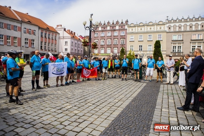 Zdjęcie w galerii na portalu naszraciborz.pl: Tegoroczny Raciborski Rajd Rowerowy Środowisk Trzeźwościowych Dookoła Polski wyruszył wiadomości z regionu