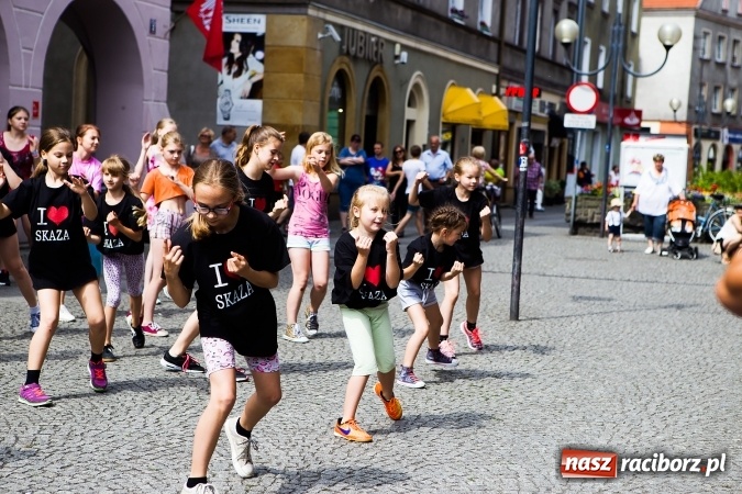 Zdjęcie w galerii na portalu naszraciborz.pl: Podsumowanie warsztatów tanecznych przy RCI wiadomości z regionu