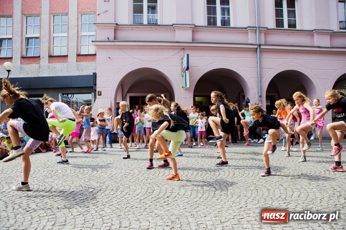 Zdjęcie w galerii na portalu naszraciborz.pl: Podsumowanie warsztatów tanecznych przy RCI wiadomości z regionu