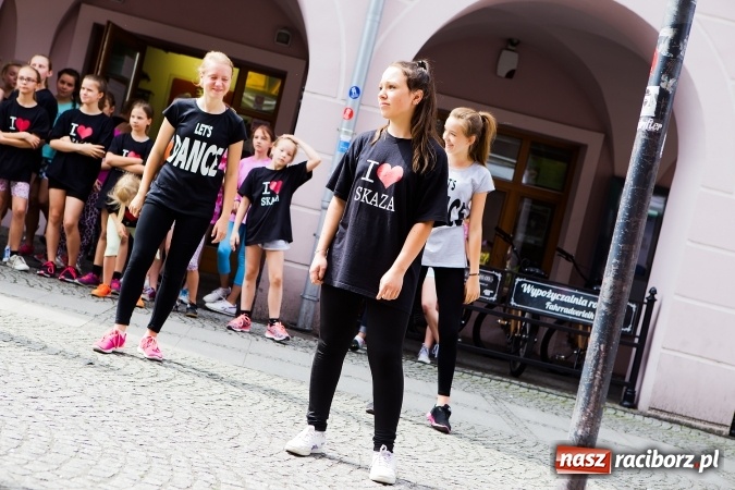 Zdjęcie w galerii na portalu naszraciborz.pl: Podsumowanie warsztatów tanecznych przy RCI wiadomości z regionu